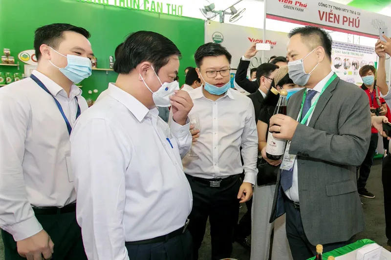 Hai năm ròng rã, chai nước mắm Việt lập kỷ lục trên Amazon ảnh 2