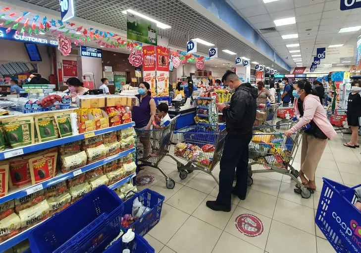 Đóng cửa MM Mega Market, phong tỏa một phần chợ Bà Chiểu, dừng mua bán hàng loạt chợ ở TPHCM ảnh 3