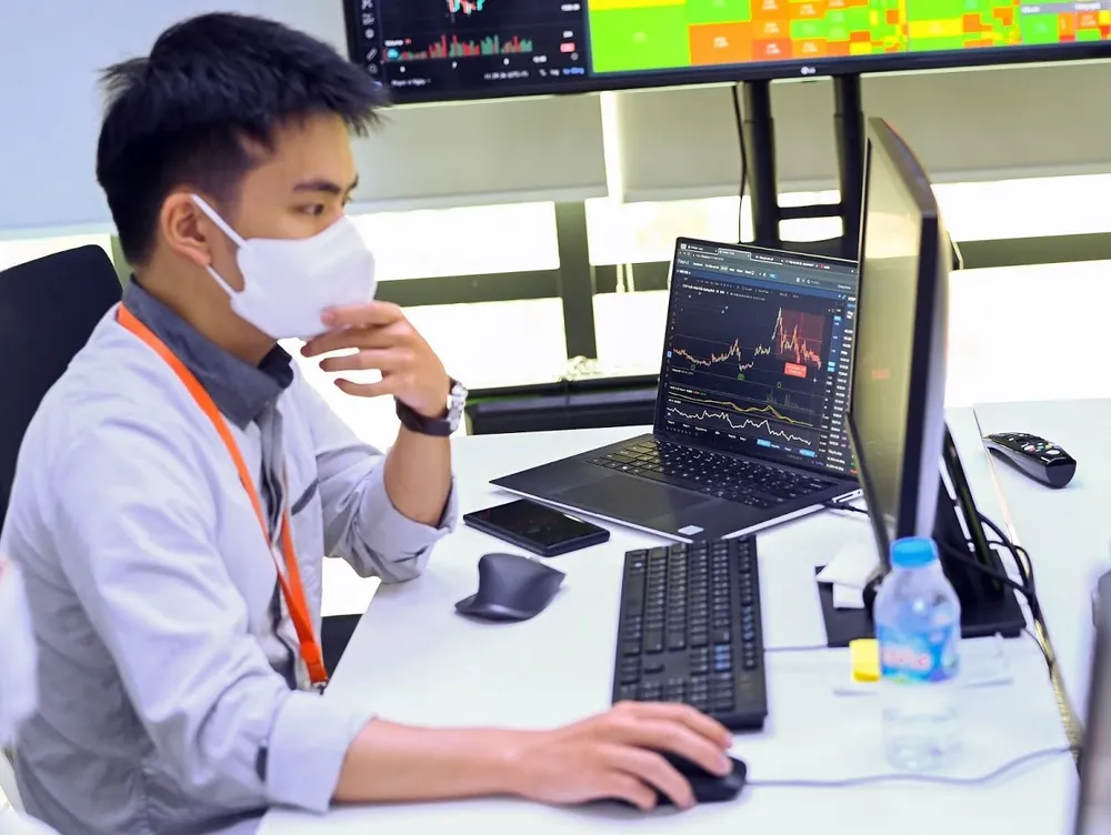 Hàng loạt công ty chứng khoán lãi đậm ảnh 2