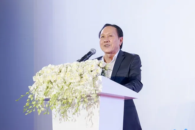 Tỷ phú Trần Bá Dương 'chia tay' vua cá tra Hùng Vương ảnh 1