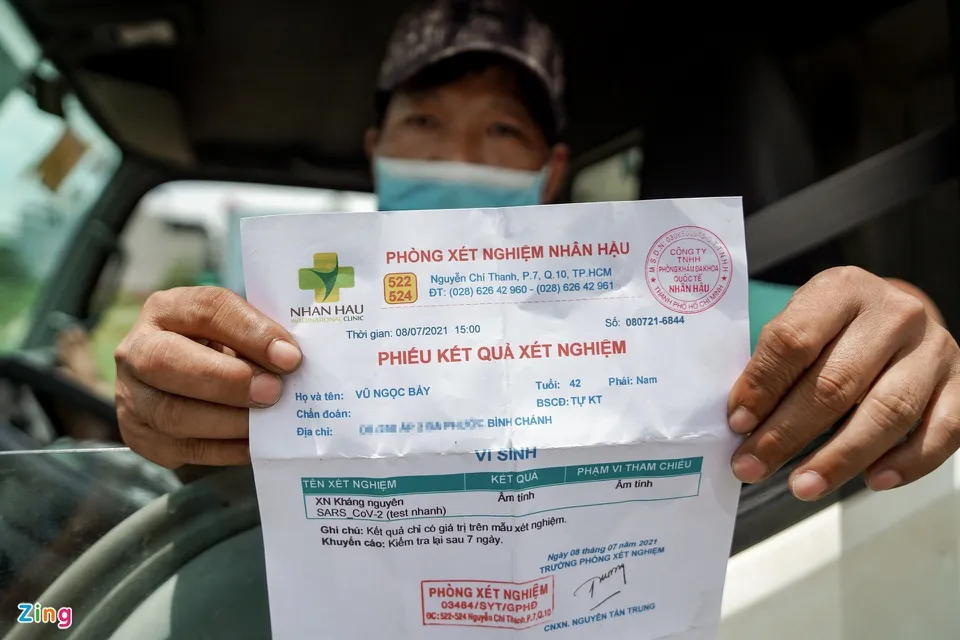 Vì sao rau tại vườn 7.000 đồng/kg, người TPHCM mua tới 30.000 đồng/kg? ảnh 2