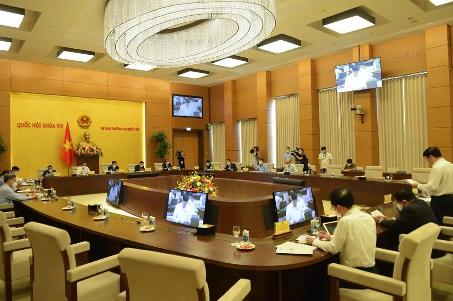 Chính phủ đề nghị được áp dụng biện pháp chống dịch như trong điều kiện ban bố tình trạng khẩn cấp ảnh 2