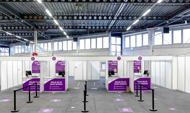 Vaccine đang bị lãng phí thế nào trên thế giới? ảnh 2