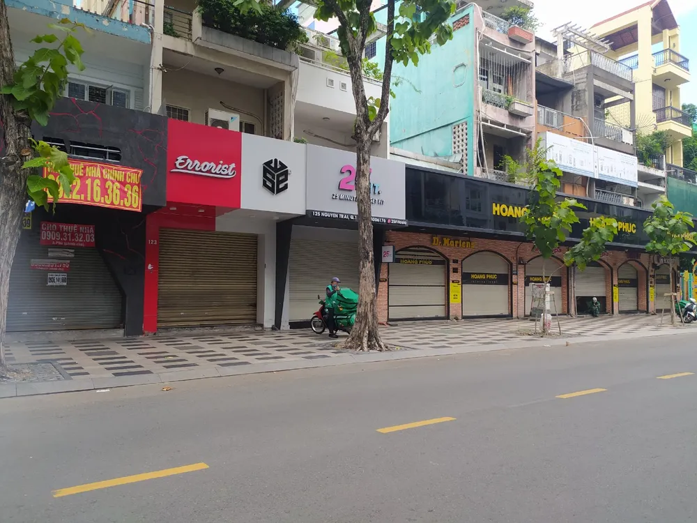Nhà phố cho thuê dồn dập giảm giá vẫn không giữ nổi khách, nhiều người ôm tiền chờ cơ hội ảnh 2