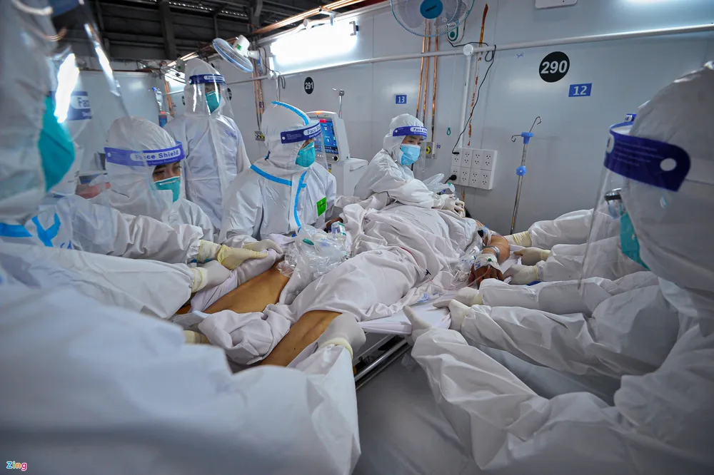 Mô hình 'xé rào' chống dịch của Bí thư quận 7 ảnh 5