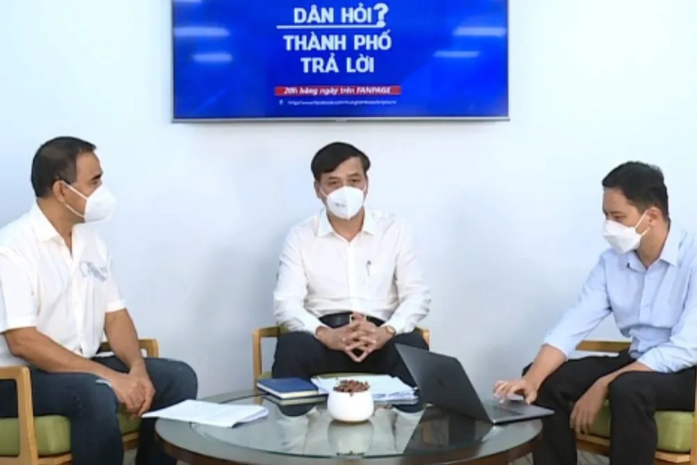 Phó Chủ tịch Lê Hòa Bình: TPHCM đang xây dựng các tiêu chí an toàn để doanh nghiệp mở cửa ảnh 1