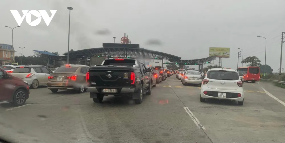 Thủ tướng chỉ đạo không thu phí thủ công sau ngày 1/6/2022.