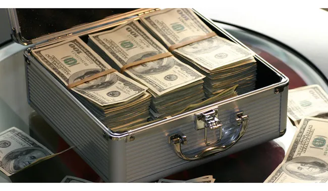 Tương lai nào đang chờ đón tiền mặt?