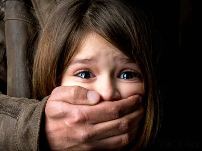 Bắt cóc trẻ con bán ở Trung Quốc và những cuộc tìm kiếm đẫm nước mắt