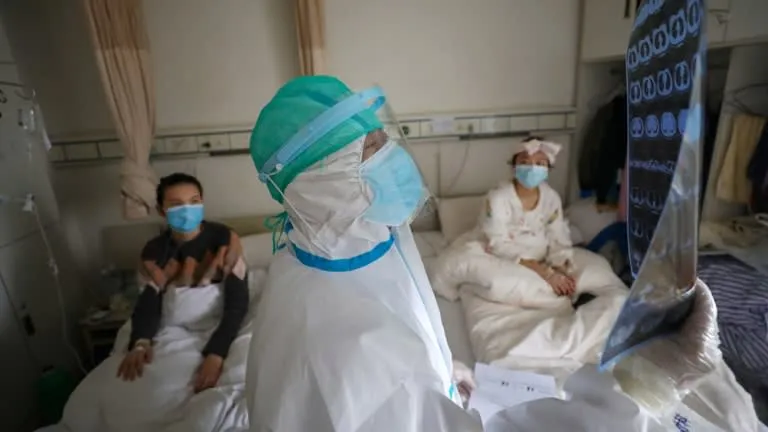 Seven medical facts about the coronavirus ảnh 2