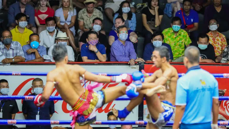 Indonesia in 'worst' position as coronavirus attacks ASEAN bloc ảnh 2