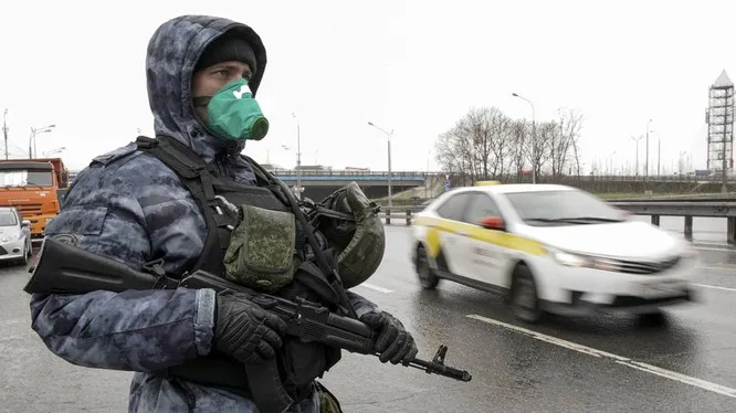 Dịch bệnh ở Moscow đang ngày thêm nghiêm trọng, Nga siết chặt thêm các biện pháp quản chế chống dịch (Ảnh: Đa Chiều).