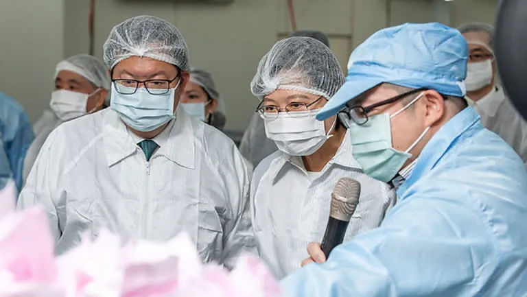 Taiwan's 'hidden champions' help coronavirus fightback ảnh 3