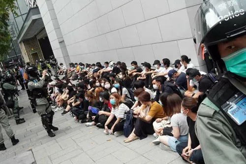 Mỹ xem xét trừng phạt Trung Quốc vì vấn đề Hồng Kông - Ảnh 1.