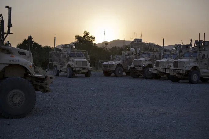 Mỹ ban hành lệnh cấm mới nhằm vào Trung Quốc - Ảnh 2.