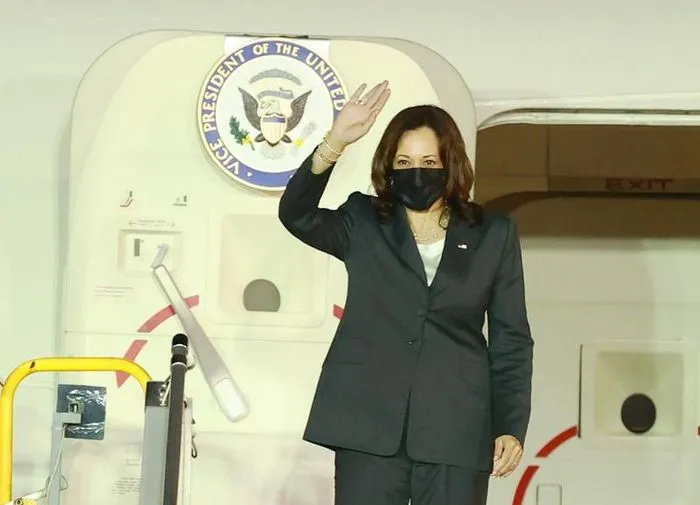 Phó Tổng thống Mỹ Kamala Harris đã đến Việt Nam và sẽ có những hoạt động gì? ảnh 2 Phó Tổng thống Mỹ Kamala Harris đã đến Việt Nam và sẽ có những hoạt động gì? ảnh 2