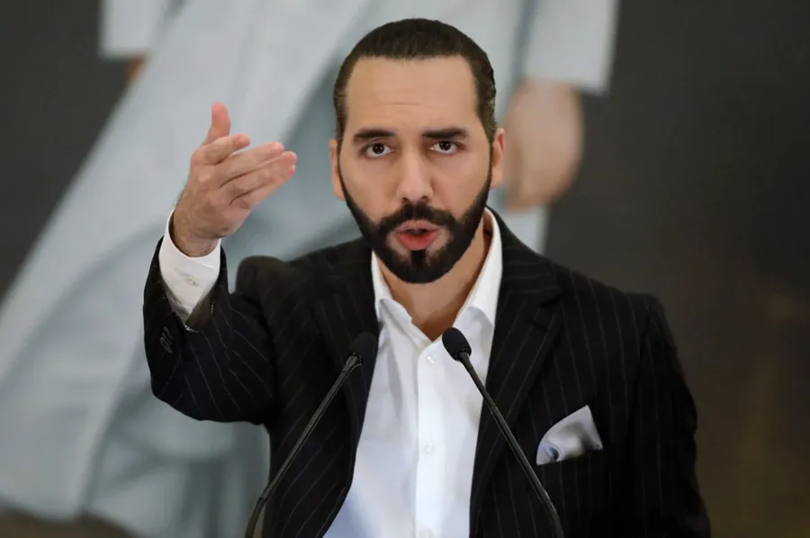 Tổng thống Nayib Bukele của El Salvador - Ảnh: Reuters.
