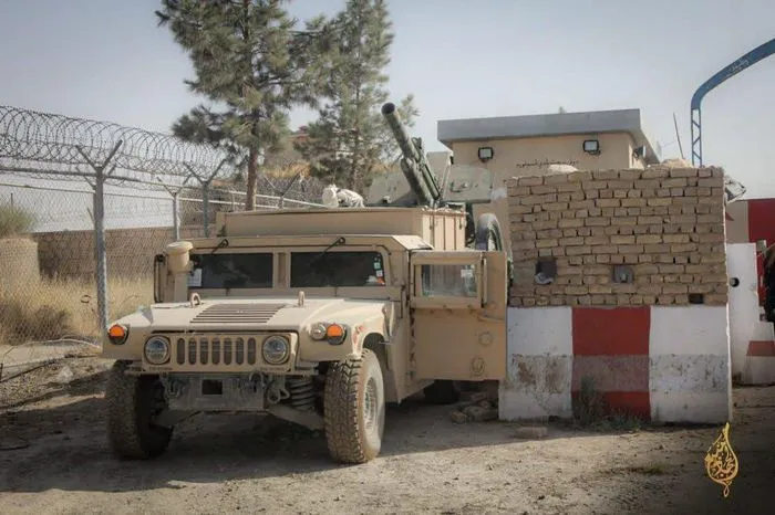 Loạt xe quân sự đắt đỏ Taliban tiếp nhận 'miễn phí' từ Mỹ ảnh 3 Loạt xe quân sự đắt đỏ Taliban tiếp nhận 'miễn phí' từ Mỹ ảnh 3