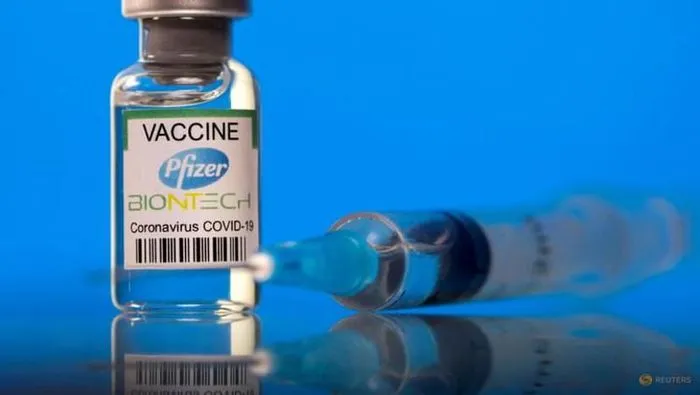 Mỹ sẽ mua thêm vaccine Pfizer tặng cho thế giới ảnh 1