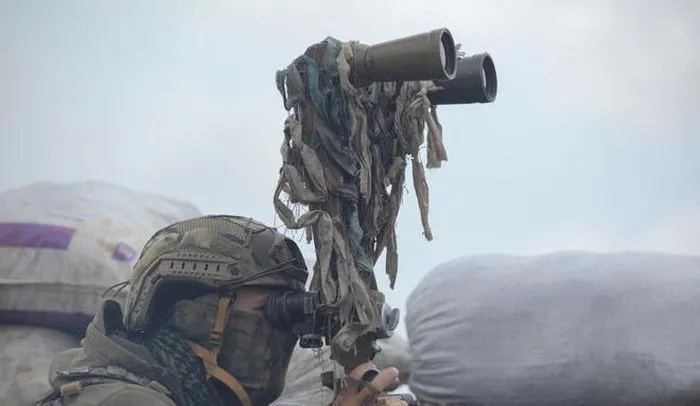 Ukraine bất ngờ tấn công dữ dội lực lượng dân quân miền Đông ảnh 7