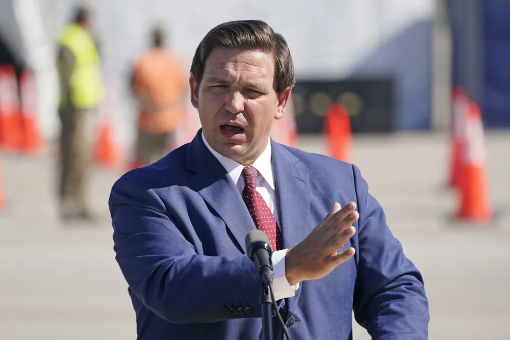 Thống đốc bang Florida Ron DeSantis