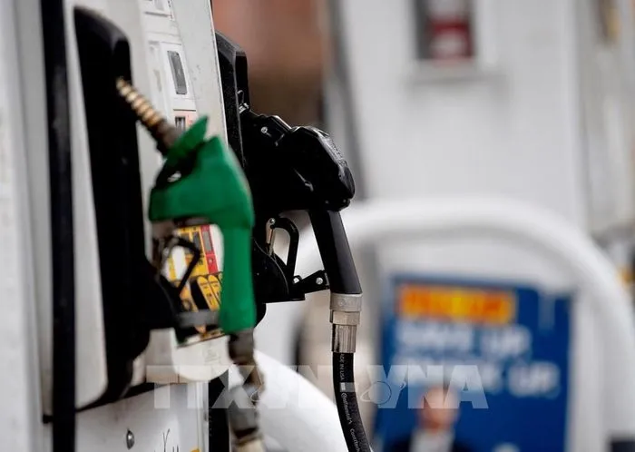 OPEC+ tăng sản lượng để hạ nhiệt giá dầu: Quyết định có khả thi? ảnh 1