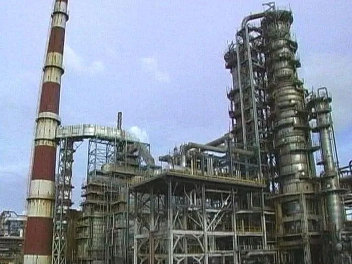 Cố gắng duy trì một trong những quy tắc xuất khẩu quan trọng, bản thân Moskva buộc phải giảm giá cho một sản phẩm phổ biến, và đến mức mà phương Tây muốn thiết lập, thậm chí không cần phải thuyết phục các quốc gia khác.