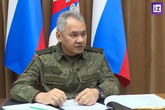 Bộ trưởng Quốc phòng Nga Sergey Shoigu trong cuộc họp đêm 9/11. Ảnh: Izvestia