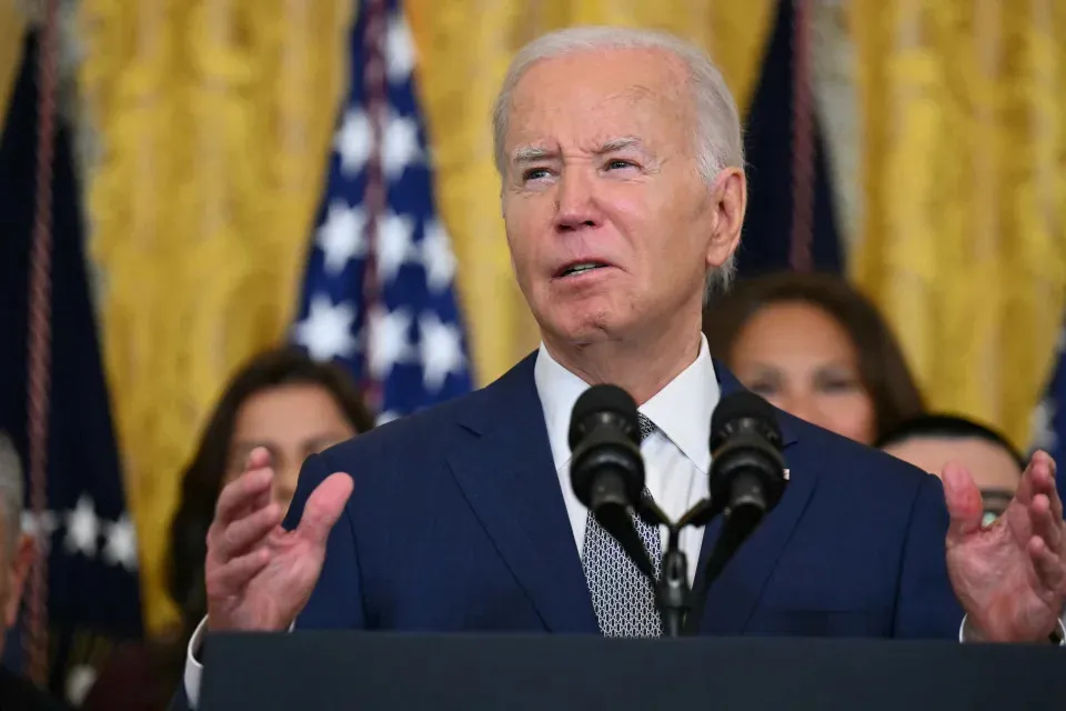 Tổng thống Biden phát biểu tại sự kiện kỷ niệm 12 năm Chương trình Hoãn hành động đối với Người nhập cư vào Mỹ khi còn nhỏ (DACA) tại Nhà Trắng vào tháng 6. (Drew Angerer/AFP qua Getty Images)