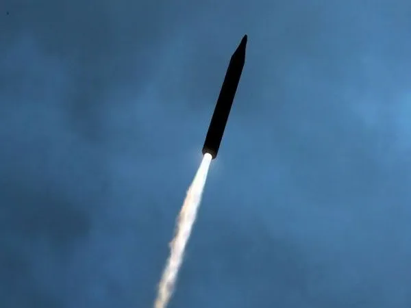 Nhật Bản: Triều Tiên lại bắn tên lửa đạn đạo