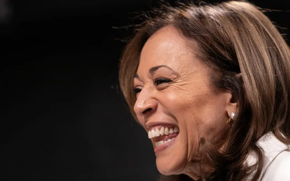 Phó Tổng thống Mỹ Kamala Harris đã được Biden ủng hộ là ứng cử viên mới của đảng Dân chủ. Ảnh: Nathan Howard / Getty Images / AFP