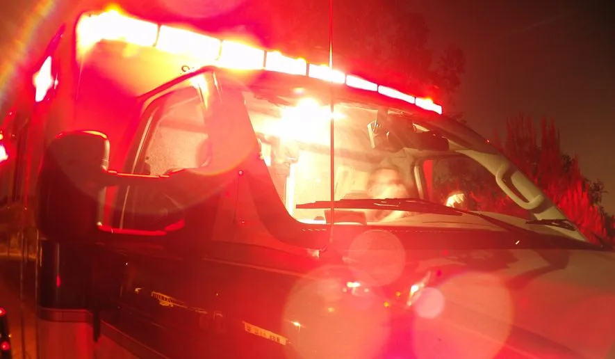 Xe cứu thương. @ Chris D Swabb qua Shutterstock