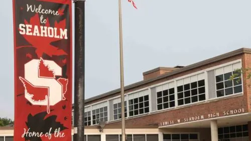 Trong hơn 50 năm, Trường trung học Seaholm ở Birmingham, tiểu bang Michigan, đã dự đoán chính xác Tổng thống Hoa Kỳ tiếp theo. (Ảnh Trường trung học Ernest W Seaholm)