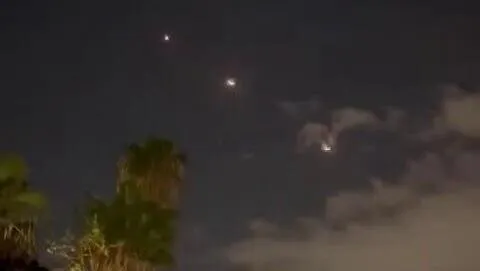 Tên lửa Yemen tấn công miền trung Israel, 6 người bị thương