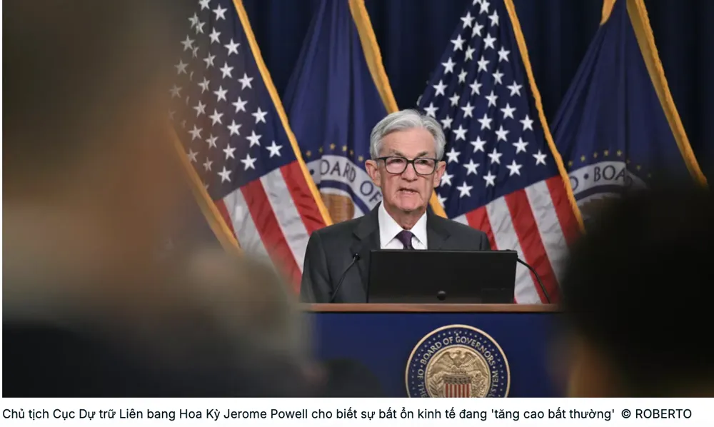 FED giữ nguyên lãi suất bất chấp thuế quan Trump