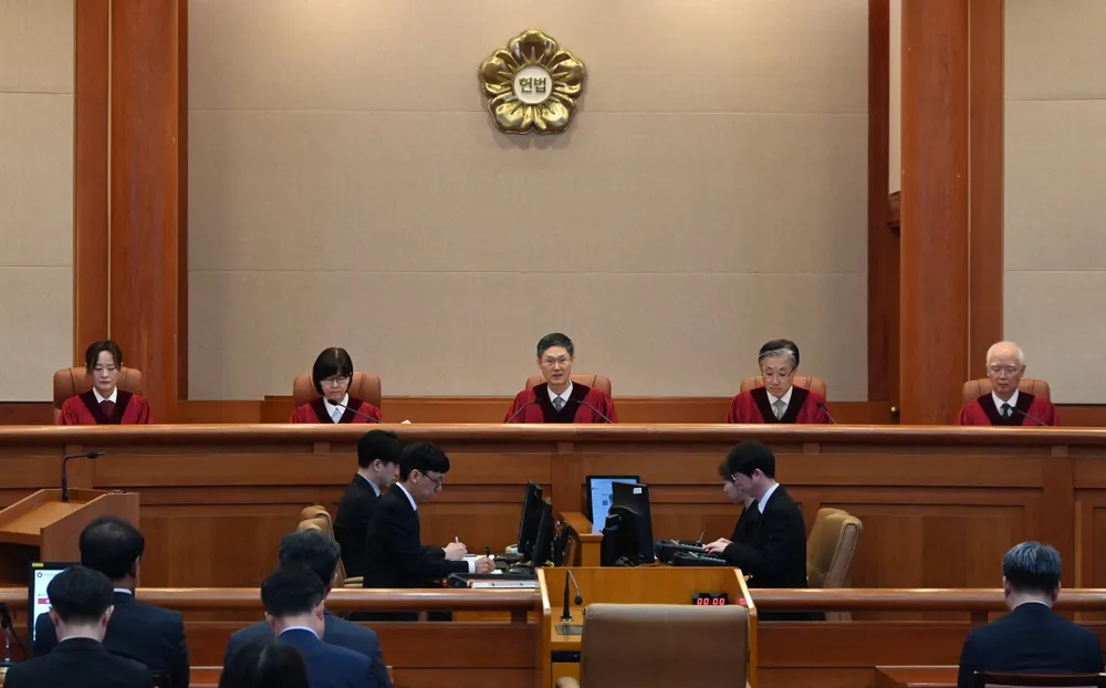 Tòa án Hàn Quốc phế truất Tổng thống Yoon