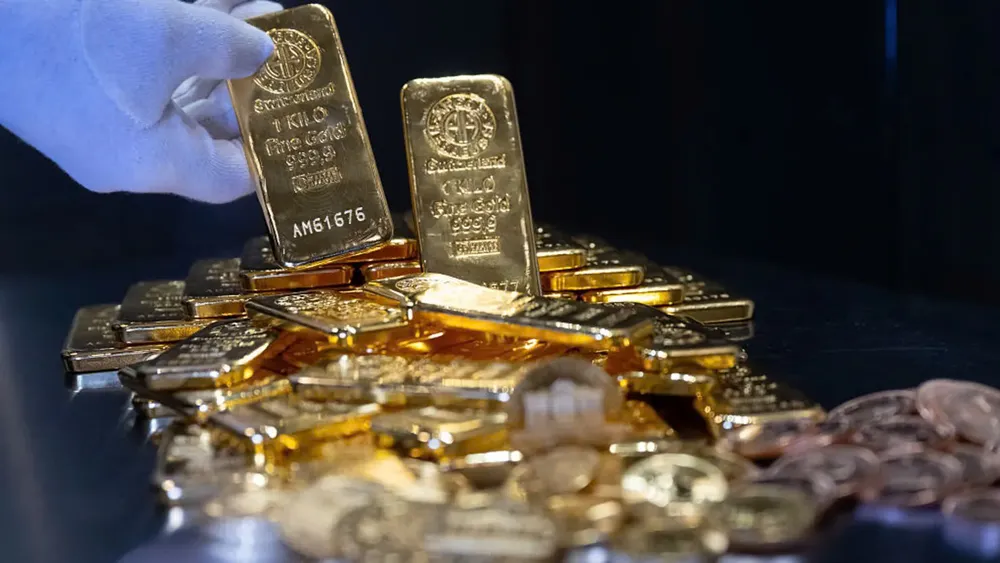 Vàng thế giới 10/4: Tăng hơn 2% khi cuộc chiến thuế quan nóng lên