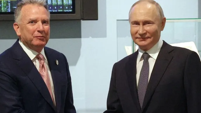 Đặc phái viên Hoa Kỳ Steve Witkoff đã gặp Tổng thống Nga Vladimir Putin tại St. Petersburg. 