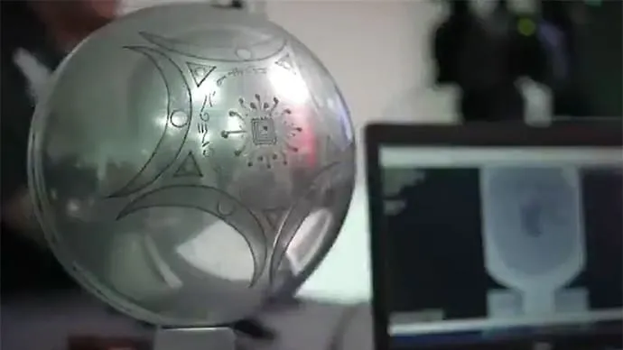 Các nhà khoa học đã tìm thấy một quả cầu ba lớp bí ẩn ở Buga, Colombia, làm dấy lên đồn đoán về UFO.