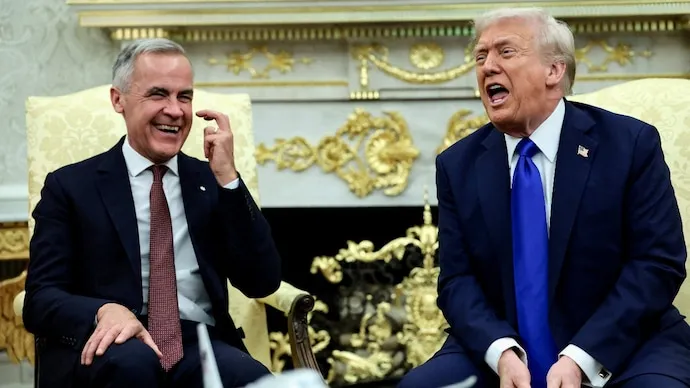Tổng thống Hoa Kỳ Donald Trump và Thủ tướng Canada Mark Carney tại Nhà Trắng ở Washington, DC. 