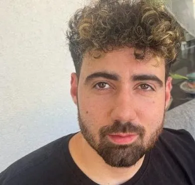 Guy Gilboa-Dalal bị bắt làm con tin tại lễ hội âm nhạc Nova (Ảnh: Bản tin Bring Them Home Now)