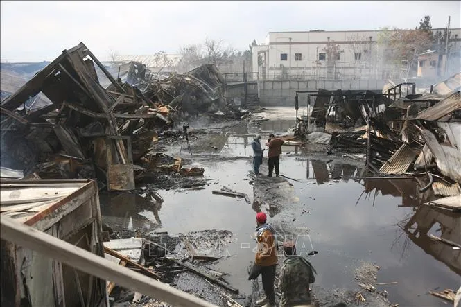 Cảnh đổ nát sau vụ tấn công vào trung tâm cai nghiện ở Kabul, Afghanistan, ngày 17/3/2026. Ảnh: THX/TTXVN