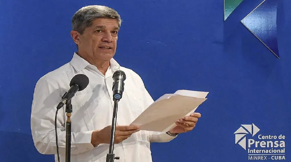 Thứ trưởng Ngoại giao Cuba Carlos Fernandez de Cossio. Ảnh: Getty Images.