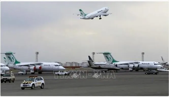 Các máy bay tại sân bay ở Iran. Ảnh tư liệu: IRNA/TTXVN