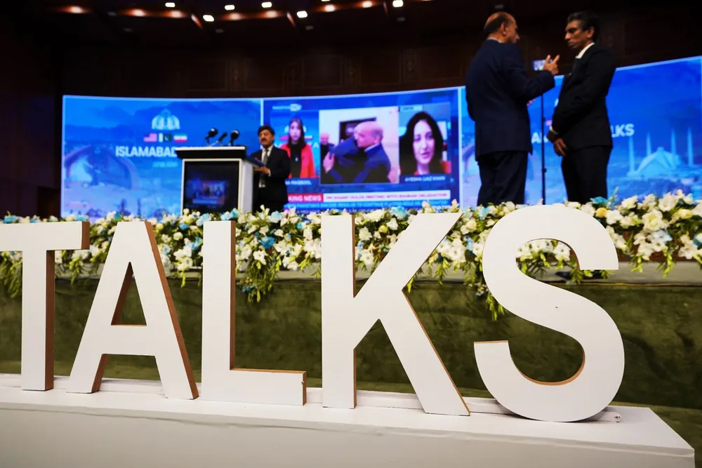 Quang cảnh trung tâm báo chí phục vụ cuộc đàm phán giữa Mỹ và Iran tại Islamabad, Pakistan, ngày 11/4/2026. Ảnh: THX/TTXVN