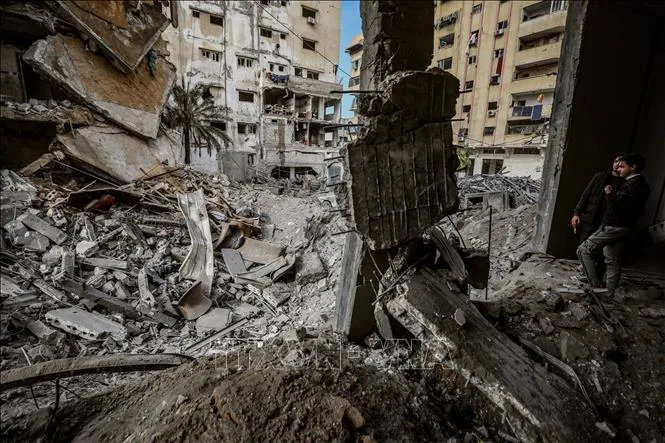 Thiệt hại sau những đợt không kích của Israel xuống thành phố Gaza ngày 31-1. Ảnh: THX/TTXVN