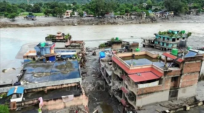 Thiệt hại sau lũ quét tại Nuwakot, Nepal. Ảnh: ANI/TTXVN