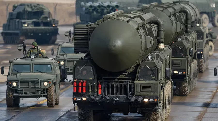 Tổ hợp tên lửa hạt trên mặt đất Topol-M. Ảnh: Sputnik