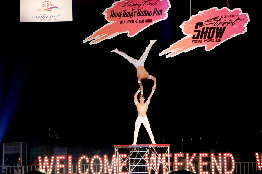 Rực rỡ sắc màu Nghệ thuật đường phố TPHCM ảnh 2