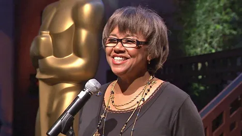 Bà Cheryl Boone Isaacs